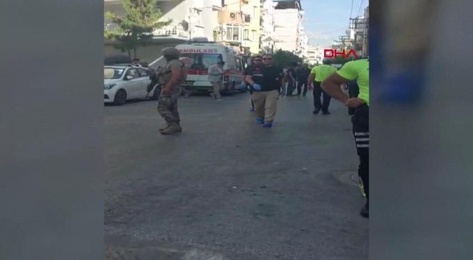 Σοκ στην Τουρκία: 16χρονος επιτέθηκε σε Αστυνομικό Τμήμα στη Σμύρνη – Νεκροί 2 αστυνομικοί – ΒΙΝΤΕΟ