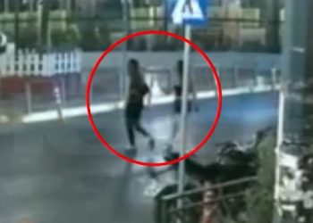 ΒΙΝΤΕΟ ΝΤΟΚΟΥΜΕΝΤΟ από τη στιγμή που ΙΧ χτυπάει 16χρονη στα Καμίνια – ΦΩΤΟ