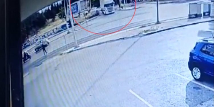 Προφυλακιστέος ο 54χρονος οδηγός νταλίκας για τον θάνατο 29χρονου μοτοσικλετιστή στη Θεσσαλονίκη – ΦΩΤΟ