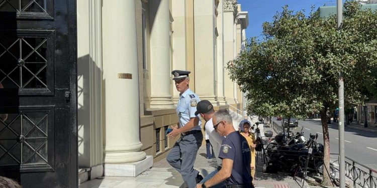 Στον ανακριτή ο 46χρονος οδηγός για το θανατηφόρο τροχαίο στην Πάτρα – ΒΙΝΤΕΟ – ΦΩΤΟ