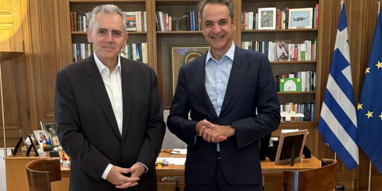 Ο Μητσοτάκης πρότεινε τον Μάξιμο Χαρακόπουλο για τη θέση του ΓΓ της κοινοβουλευτικής ομάδας της ΝΔ
