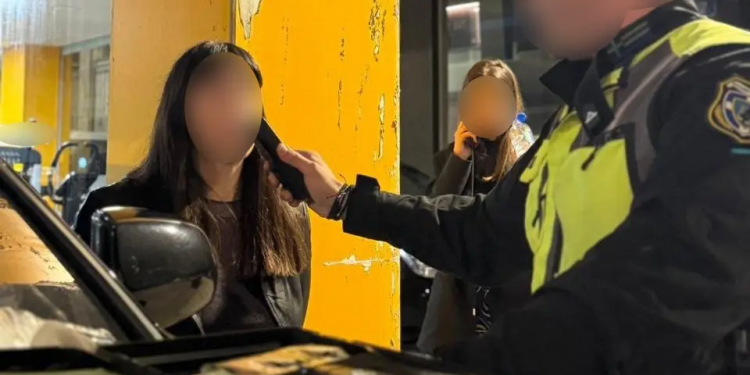 Αττική: Οχτώ συλλήψεις μεθυσμένων οδηγών – Τι έδειξαν οι τροχονομικοί έλεγχοι – ΒΙΝΤΕΟ – ΦΩΤΟ