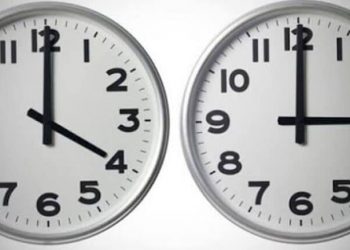 Αλλάζει η ώρα τα ξημερώματα της Κυριακής (26/10): Πώς να ρυθμίσετε τα ρολόγια σας
