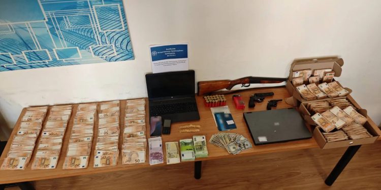 Απάτη με ΦΠΑ: Πώς δρούσε το κύκλωμα – Οι αχυράνθρωποι και οι «εγκέφαλοι» – 5 εκατ. ευρώ η λεία – ΒΙΝΤΕΟ – ΦΩΤΟ