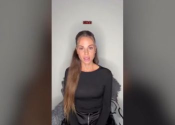 Αστυνομικός καταγγέλλει τον επίσης αστυνομικό πρώην σύντροφό της για ξυλοδαρμό και  revenge porn – ΒΙΝΤΕΟ