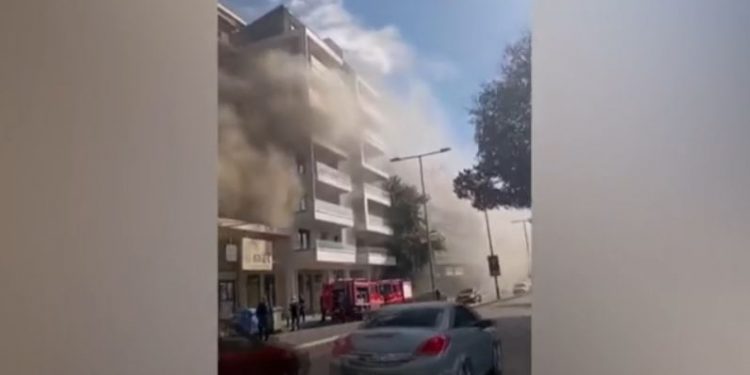 Φωτιά σε διαμέρισμα στη Θεσσαλονίκη: Νεκρή μία γυναίκα – ΒΙΝΤΕΟ