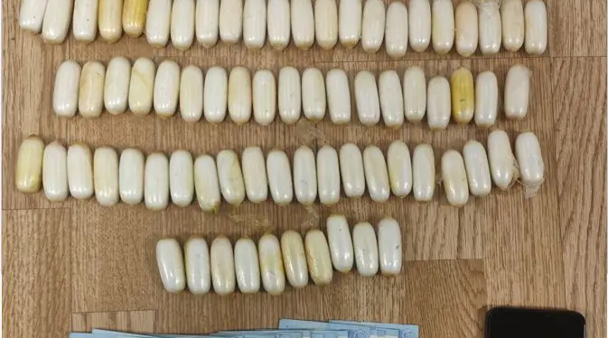 Αεροδρόμιο «Ελ. Βενιζέλος»: Με 840 γραμ. κοκαΐνης στο στομάχι ταξίδευε για την χώρα μας – ΦΩΤΟ