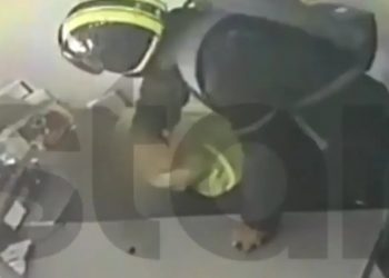 Νέο Ηράκλειο: Μπούκαρε σε κατάστημα που δούλευε η κόρη του και την ξυλοκόπησε άγρια – ΦΩΤΟ