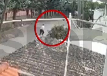 ΒΙΝΤΕΟ ΝΤΟΚΟΥΜΕΝΤΟ: Η συγκλονιστική στιγμή που ο 13χρονος μαχαιρώνει τον συμμαθητή του – Στην εντατική το θύμα