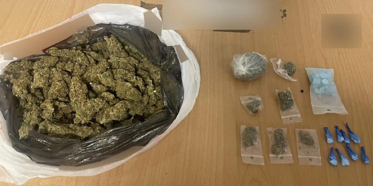 Ομόνοια: Συνελήφθη 39χρονος που διακινούσε κάνναβη και χάπια ecstasy- ΦΩΤΟ