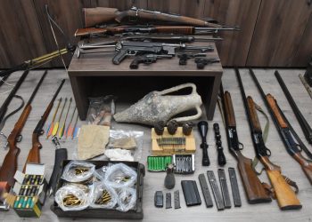 Ρέθυμνο: Με μίνι οπλοστάσιο στο σπίτι του συνελήφθη 77χρονος – ΦΩΤΟ