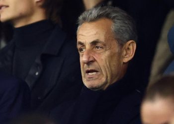 Γαλλία: Τον δρόμο για τις φυλακές ο Νικολά Σαρκοζί