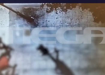 Πετρούπολη: Ξεσαλώνει συμμορία ανηλίκων με απειλές, βανδαλισμούς και φθορές σε δημόσια περιουσία – ΒΙΝΤΕΟ