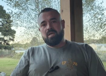 Σκότωσε τον βιαστή της κόρης του – Από «τιμωρός» θέλει να γίνει σερίφης – ΒΙΝΤΕΟ – ΦΩΤΟ