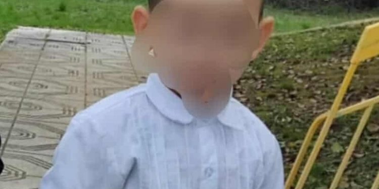 Αχαΐα: Θρήνος για τον 3χρονο Ανδρέα που έπεσε από μάντρα 2 μέτρων – Συνελήφθη 25χρονος – ΒΙΝΤΕΟ – ΦΩΤΟ