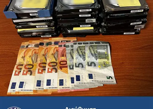 Σε μαγαζί με «φρουτάκια» είχε μετατραπεί καφέ στη Θεσσαλονίκη – Έξι συλλήψεις – ΦΩΤΟ