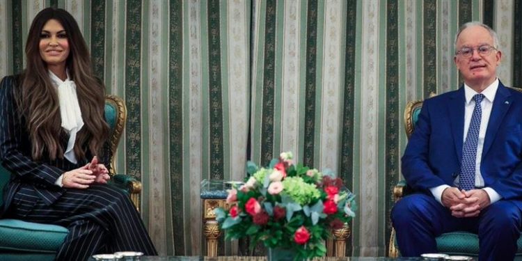 Νέα σελίδα στις σχέσεις Ελλάδας – ΗΠΑ με την άφιξη Γκίλφοϊλ – Τι συζήτησαν η πρέσβειρα με τον πρόεδρο της Δημοκρατίας -BINTEO – ΦΩΤΟ