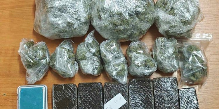 Άγιος Παντελεήμονας: Σύλληψη 19χρονου για διακίνηση ναρκωτικών – ΦΩΤΟ