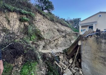 Συναγερμός για την κακοκαιρία στην Δυτική Ελλάδα: Ήχησε το «112» στα Ιωάννινα – Καταστροφές στην Κέρκυρα – ΒΙΝΤΕΟ – ΦΩΤΟ