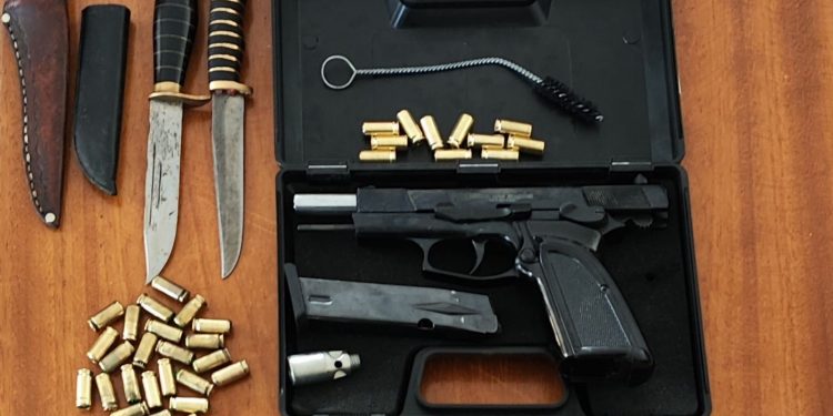 Και μπαμ και μπουμ οι κουμπουριές: Χειροπέδες σε 29χρονο στην Κρήτη για μπαλωθιές σε γάμο – ΦΩΤΟ