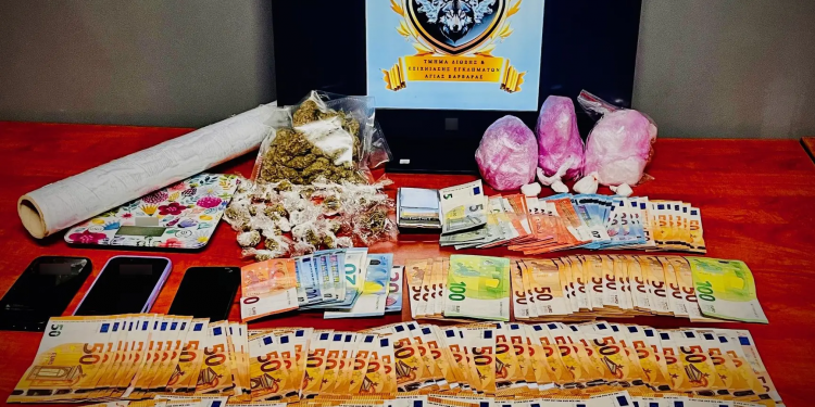 Αγία Βαρβάρα: Εξαρθρώθηκε εγκληματική οργάνωση διακίνησης κοκαΐνης και ακατέργαστης κάνναβης – Τρεις συλλήψεις – ΦΩΤΟ 