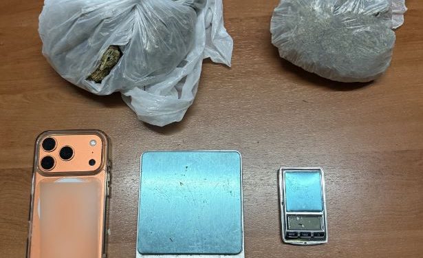 Χειροπέδες σε 25χρονο που διακινούσε ναρκωτικά στο κέντρο της Αθήνας στον Άγιο Παντελεήμονα – ΦΩΤΟ 