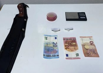 Πέλλα: Χειροπέδες σε άνδρα που πούλαγε ναρκωτικά και είχε… ματσέτα – ΦΩΤΟ