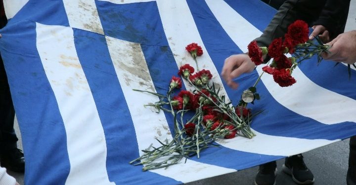 Ξεκίνησε η πορεία για το Πολυτεχνείο – 20 προσαγωγές – Μία σύλληψη