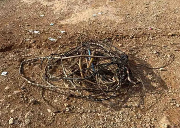 Μάνδρα: Όταν αστυνομικοί έγιναν… ηλεκτρολόγοι – BINTEO – ΦΩΤΟ