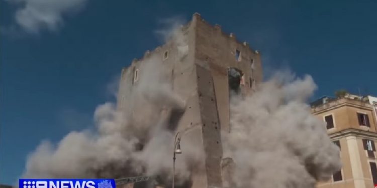 Ρώμη: Νεκρός εργάτης στην κατάρρευση του Πύργου των Κόμηδων – Η Εισαγγελία ερευνά ανθρωποκτονία από αμέλεια – BINTEO