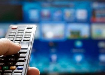 Κύκλωμα πειρατείας στη Σαντορίνη: Συνελήφθη ο 48χρονος «εγκέφαλος» – Δικογραφία για ακόμη 68