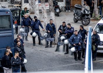 «Δρακόντεια μέτρα» ασφαλείας στα Βορίζια: Οι έρευνες για τον εντοπισμό των εμπλεκόμενων στο μακελειό και οι φόβοι για αντίποινα – ΒΙΝΤΕΟ – ΦΩΤΟ