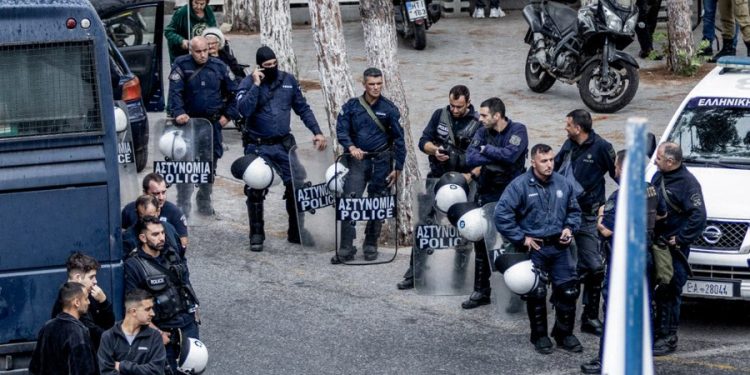 «Δρακόντεια μέτρα» ασφαλείας στα Βορίζια: Οι έρευνες για τον εντοπισμό των εμπλεκόμενων στο μακελειό και οι φόβοι για αντίποινα – ΒΙΝΤΕΟ – ΦΩΤΟ