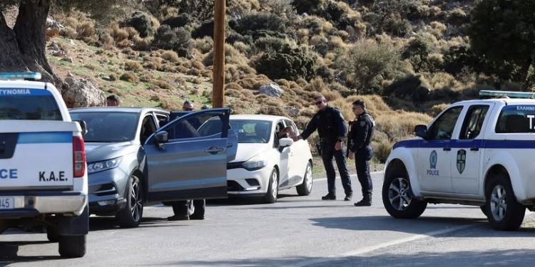 Μακελειό στα Βορίζια: Παραδόθηκαν τα τρία αδέλφια που καταζητούνταν