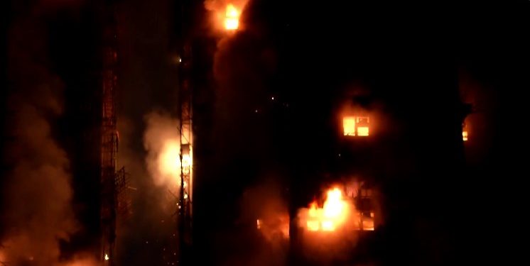 Τραγωδία στο Χονγκ Κονγκ: Ανεβαίνει ο αριθμός των νεκρών και των αγνοούμενων από την πυρκαγιά στους ουρανοξύστες – ΒΙΝΤΕΟ – ΦΩΤΟ