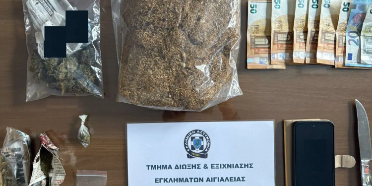 Αίγιο: Μια σύλληψη για κατοχή ναρκωτικών και λαθραίων καπνικών προϊόντων – ΦΩΤΟ