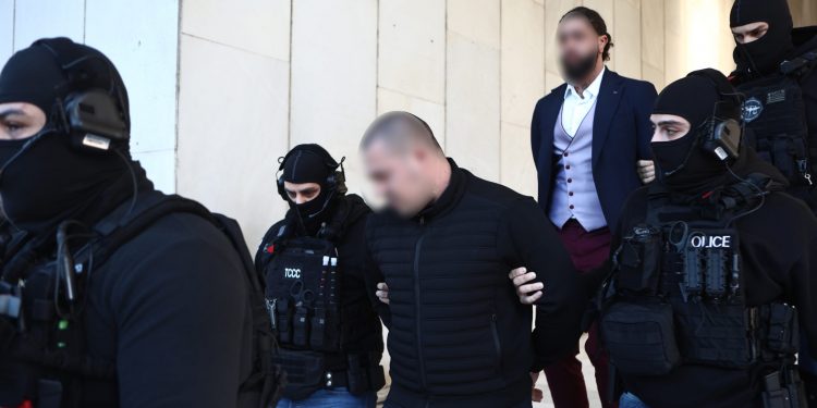 Φοινικούντα: Στον εισαγγελέα σήμερα ανιψιός και o επιχειρηματίας φίλος του – Σε ποιον περνάει η μεγάλη περιουσία του ιδιοκτήτη του κάμπινγκ – ΒΙΝΤΕΟ