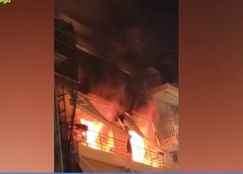 Θεσσαλονίκη: Φωτιά σε διαμέρισμα στην Κάτω Τούμπα – Από θαύμα σώθηκαν τρίδυμα μωρά – ΒΙΝΤΕΟ