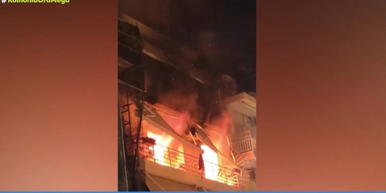 Θεσσαλονίκη: Φωτιά σε διαμέρισμα στην Κάτω Τούμπα – Από θαύμα σώθηκαν τρίδυμα μωρά – ΒΙΝΤΕΟ