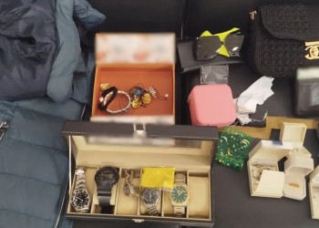 Πιάστηκε ο «μπουκαδόρος» σε σπίτι στο Γαλαξίδι Φωκίδας – ΦΩΤΟ