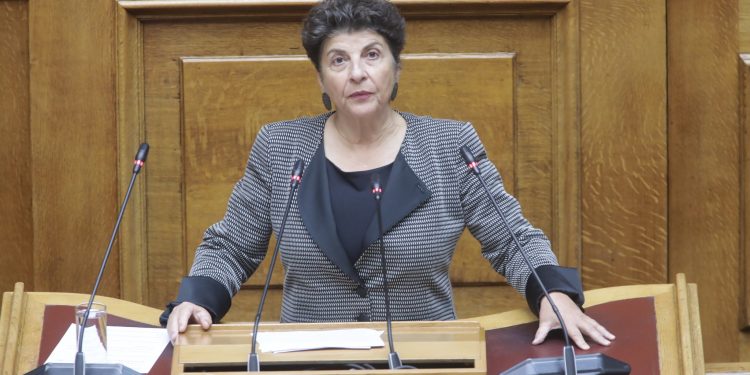 Με αιχμές αποχώρησε από το Κίνημα Δημοκρατίας η Κυριακή Μάλαμα