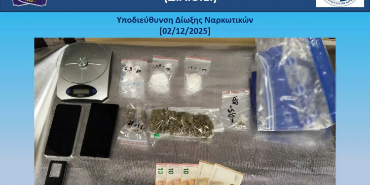 Αττική: Δύο συλλήψεις για διακίνηση ναρκωτικών – ΦΩΤΟ