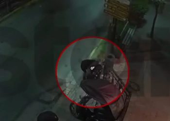 ΝΤΟΚΟΥΜΕΝΤΟ: Θρασύτατος κακοποιός προσπαθεί κλέψει μηχανή κόβοντας με τροχό την αλυσίδα – ΦΩΤΟ