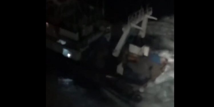 Η έφοδος των Γάλλων κομάντος στο πλοίο του «Έλληνα Εσκομπάρ» – BINTEO