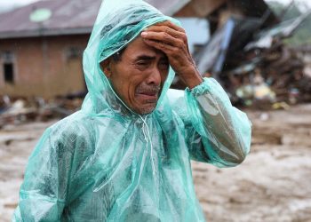 Σρι Λάνκα: Μεγαλώνει ο αριθμός των νεκρών και των αγνοουμένων από το πέρασμα του κυκλώνα Ντίτβα – ΒΙΝΤΕΟ – ΦΩΤΟ