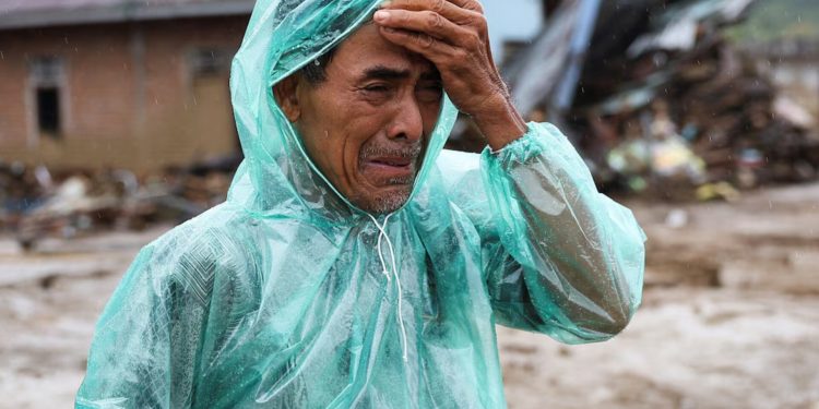 Σρι Λάνκα: Μεγαλώνει ο αριθμός των νεκρών και των αγνοουμένων από το πέρασμα του κυκλώνα Ντίτβα – ΒΙΝΤΕΟ – ΦΩΤΟ