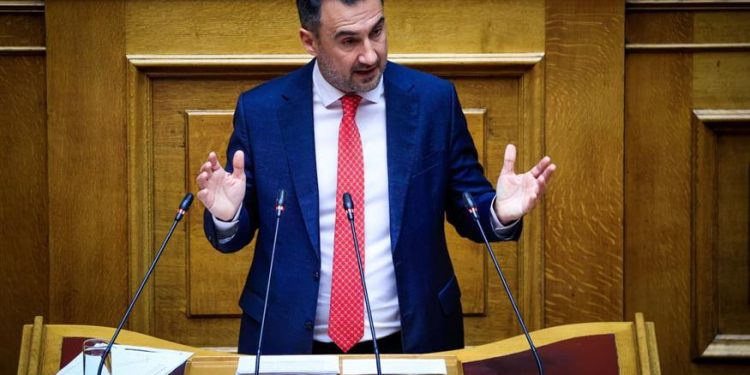 Χαρίτσης: Οι πολίτες στηρίζουν στην πολύ μεγάλη πλειοψηφία τους τον αγώνα των αγροτών