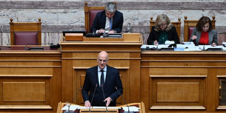 Δένδιας: Δεν μπορούμε να κάνουμε τις Ένοπλες Δυνάμεις ΔΕΚΟ της δεκαετίας του ’80 – ΒΙΝΤΕΟ – ΦΩΤΟ